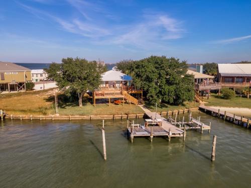 Royal Lagoons Casa | Lewis Landing II