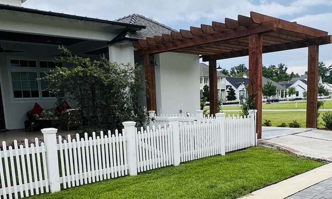 Highlands - Perkins Apartamento | LexiLanka luxury apartment-Near LSU / Stadium, L'Auberge, downtown & airport