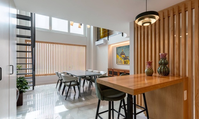 San Bernardo Apartamento | LF APARCAMIENTO INCLUIDO Loft junto al barrio de Santa Cruz
