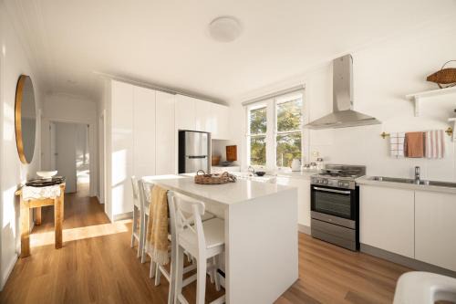 Brighton-le-Sands Apartamento | Light Filled 3-Bed Home near Brighton Beach