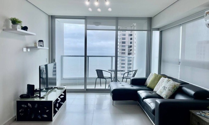 Costa del Este Apartamento | Light Home I Minimalist 1 Bed in Costa del Este
