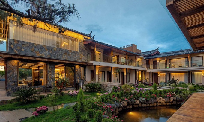 Baisha Old Town Hotel | LiJiang Mountion Spring Resort