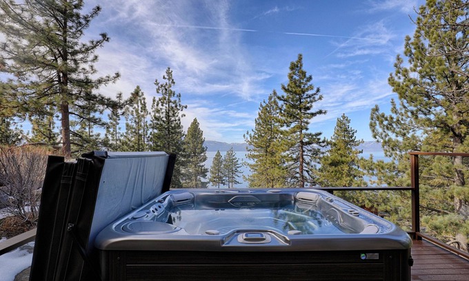 Skyland Casa | Lilac Lodge at Skyland with Private Hot Tub and Lake Views, Sleeps 10