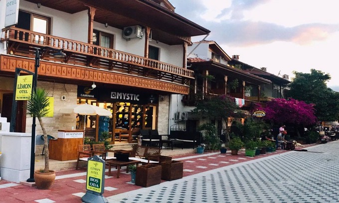 Akyaka City Center Hotel | Limon Pansiyon 2