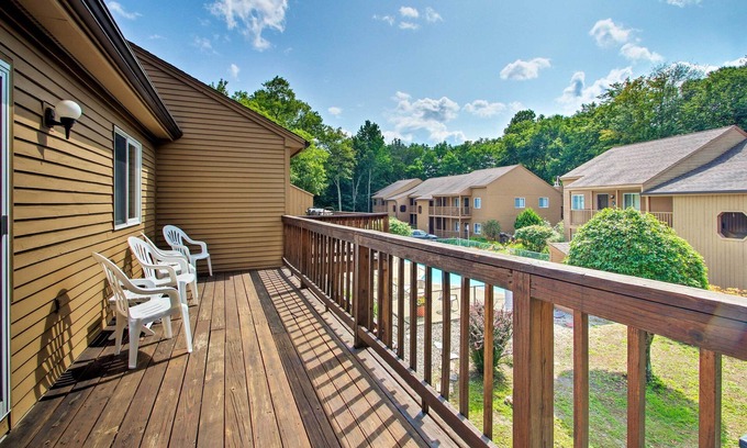 Lincoln Condominio | ¡NUEVO! Condominio Lincoln con acceso a la piscina, 6 millas a Loon Mtn