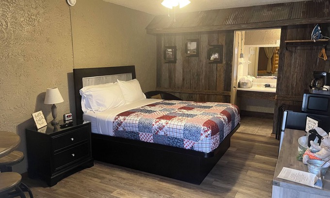 Buffalo Hotel | Lincoln Lodge