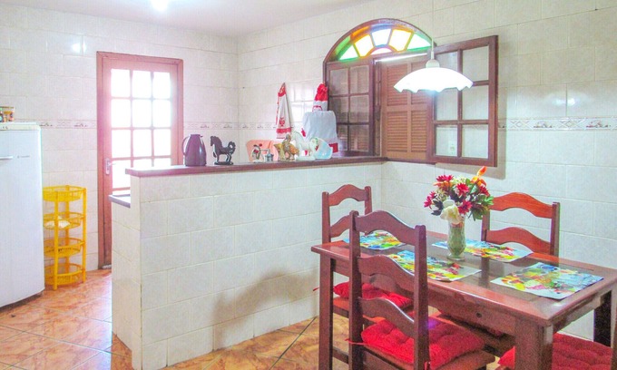 Pero Chalet De Esquí | Linda casa a 170m da Praia do Peró em Cabo Frio/RJ