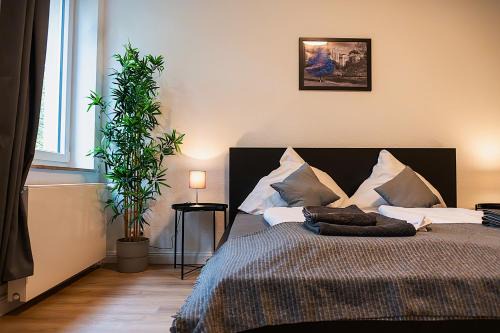 Altstadt I Apartamento | LiRo Apartments Lohscheidt Mülheim