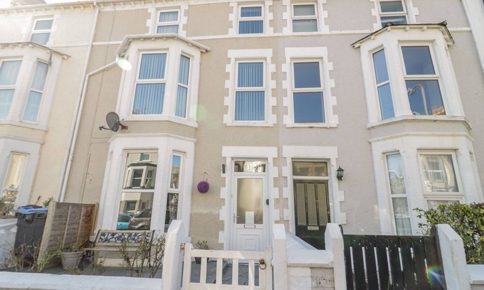 Llandudno Cabaña | LISBOA, pet friendly, character holiday cottage in Llandudno