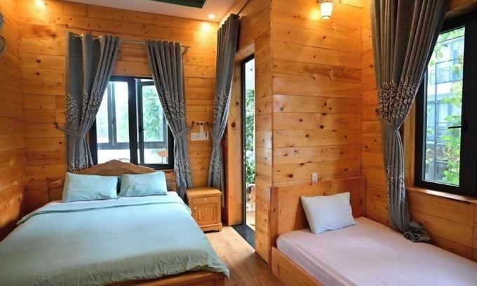 Con Son Hotel | Little Home