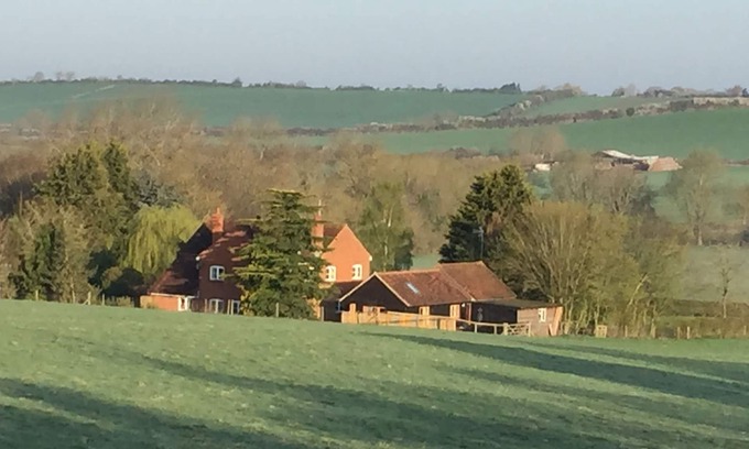 Leighton Buzzard Casa | Little Oak Barn, encantador granero en un hermoso entorno tranquilo, capacidad para 2 personas.