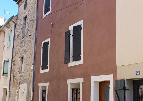 Valreas Casa | LITTLE PINK HOUSE