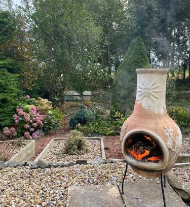 Horncliffe Casa | Little Velvet Hall Character Cottage