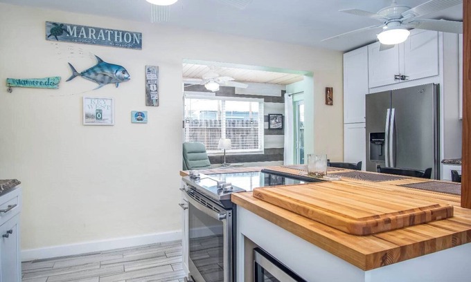 Little Venice Casa | Little Venice Family Affair 2 bedroom 1 bath One B