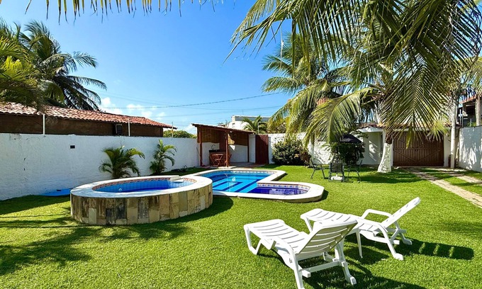 Barra Mar Casa | Little White House in Barra de Sao Miguel