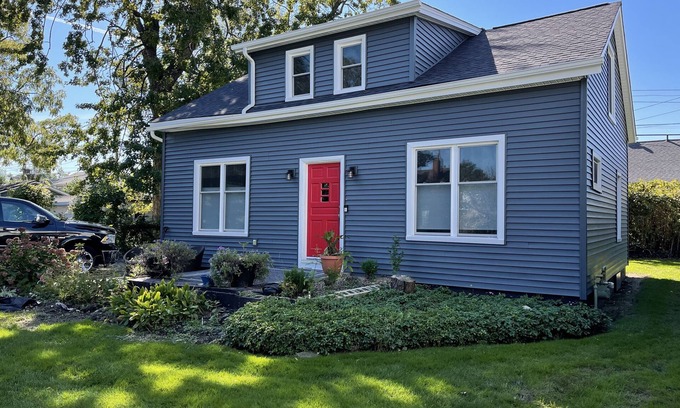 Cleveland Casa | Live by the Lake