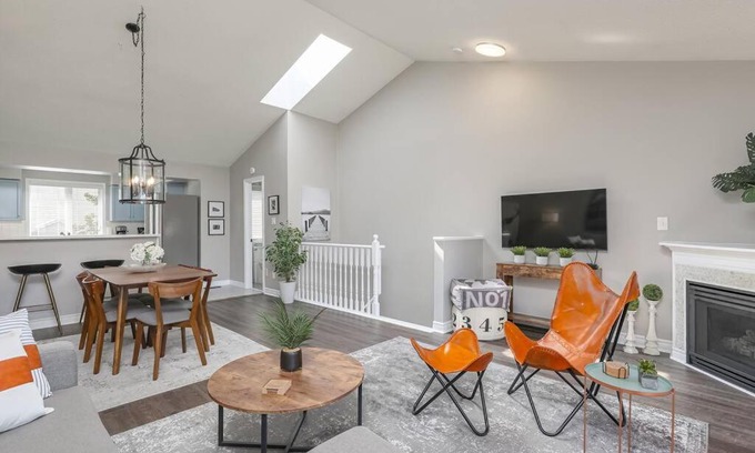 Collingwood Casa | Live Well Collingwood: Beautiful Retreat with Pool