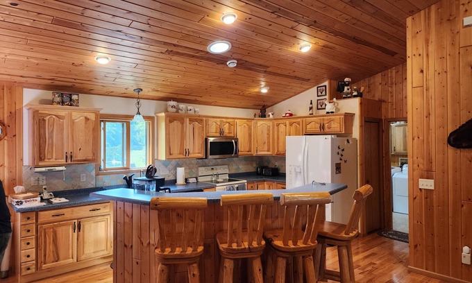 Cass Lake Casa | Living On Leech Lake | 3 Bedroom Spacious Home