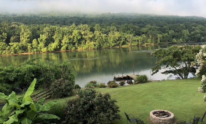 Chattanooga Casa | Disfruta de la vida en el río a solo minutos del emocionante centro de Chattanooga, TN.