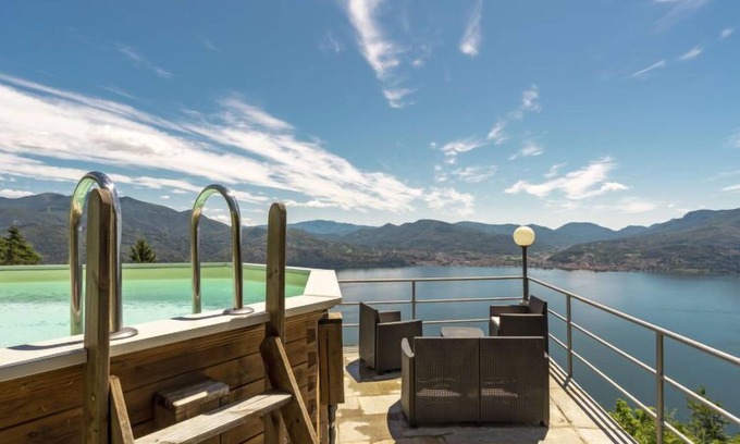 Trarego Viggiona Casa | Casa de vacaciones Lo Scoiattolo en Cannero Riviera - 4 personas, 2 dormitorios