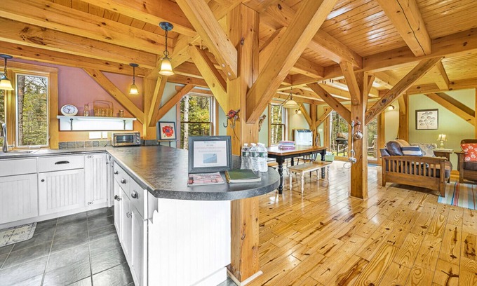 Lamoine Beach Cabaña | Lobsterman's Secret Cottage