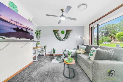 Cranebrook Casa | Located in Cranebrook, 3 bedrooms, relaxing home