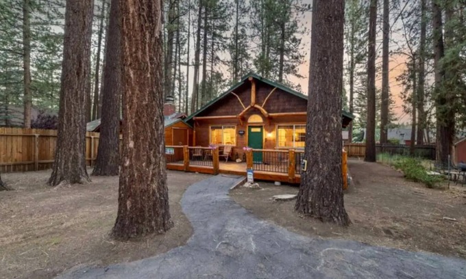 Big Bear Lake Cabina | Location, Location, Location!! Emerald Isle Cabin