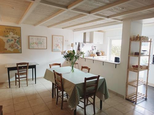 Chambretaud Casa | Location maison de ville à 5 minutes du Puy du Fou !