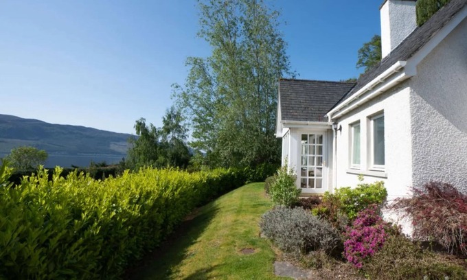 Lewiston Cabaña | Loch Ness Cottages