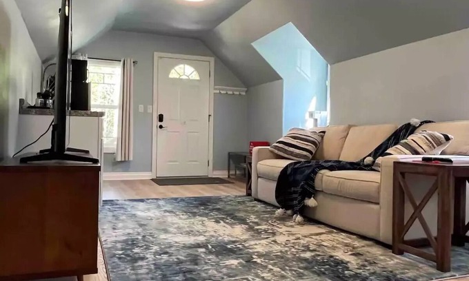 Ferndale Apartamento | Loft 10mi to beach & border.