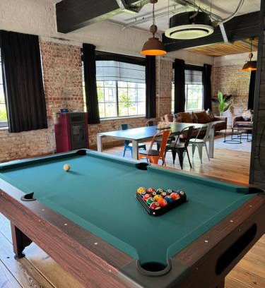Machelen Apartamento | Loft Cosy avec billard et à 10 minutes de l'aéroport de Zaventem
