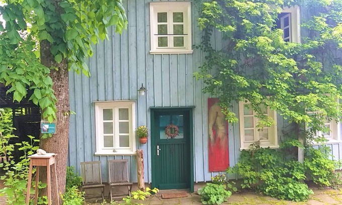 Numbrecht Apartamento | Loft in Nümbrecht vacation apartment Artful abode