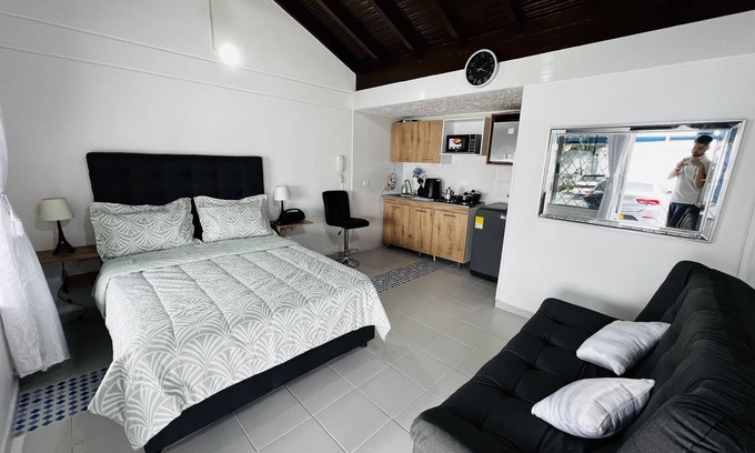 Piedecuesta Apartamento | Loft moderno, nuevo completo para trabajar y descansar.