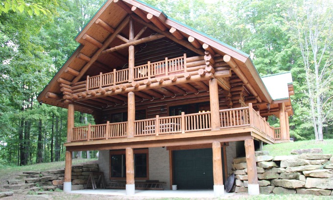 Northeast Michigan Cabina | Cabaña de madera en el bosque