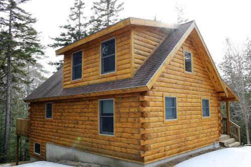 Sullivan Casa | Log Cabin on Saltwater Cove