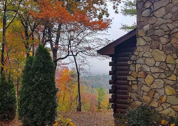 Apple Ridge Casa | Log Cabin