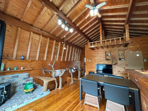 Yura Casa | Log House Namioto -ログハウス波音-
