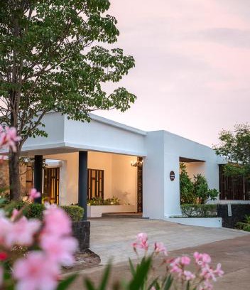 Navi Mumbai Villa | Lohono Stays Villa Bamboo Breeze