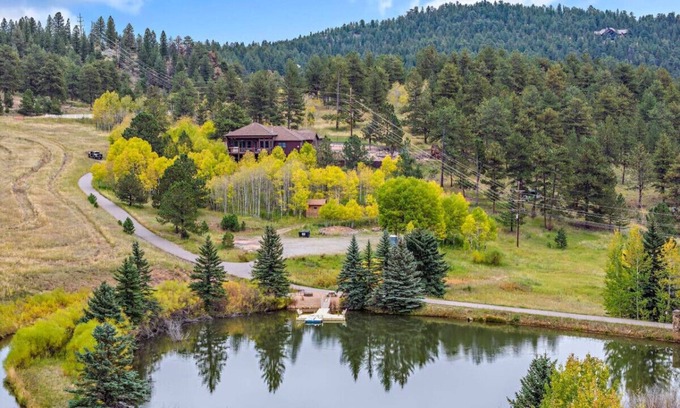 Bailey Casa | Lone Rock Mntn Retreat w/ Lake!
