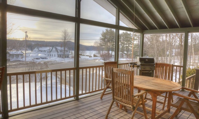 Bridgton Casa | Long Lake Escape; FUN in all seasons! A family home that's pet friendly!