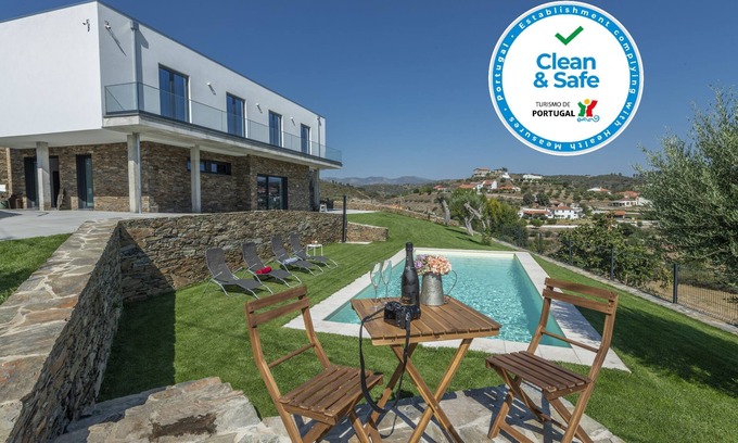 Mirandela Casa | Longra Family Villa con piscina