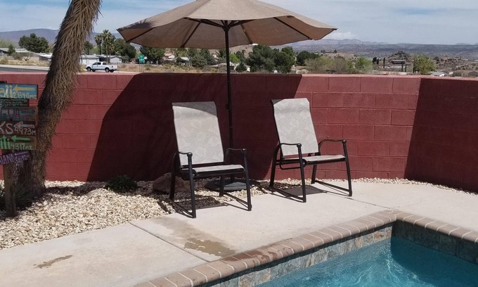 Clarkdale Casa | ¿Busca un lugar con vistas en un entorno relajado cerca de Sedona y Jerome?