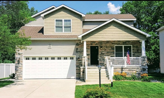 Hammond Casa | Looking to come to city but don’t want to pay the city prices!~ Touch of a Nurse