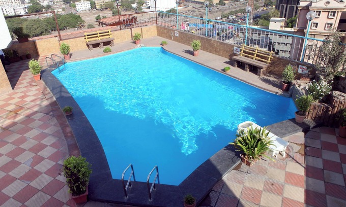 Surat Hotel | Lords Plaza, Surat