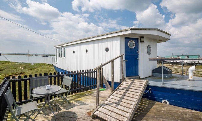Layer Marney Apartamento | Lorna, Houseboat , West Mersea