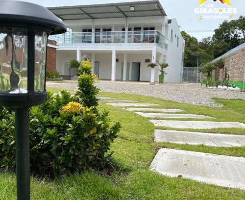 Pueblo Bello Apartamento | Los Girasoles Apartamentos