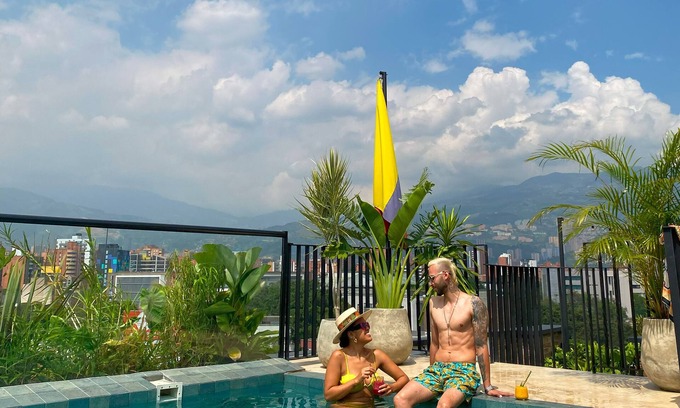 Laureles Hotel | Los Patios Cool Living