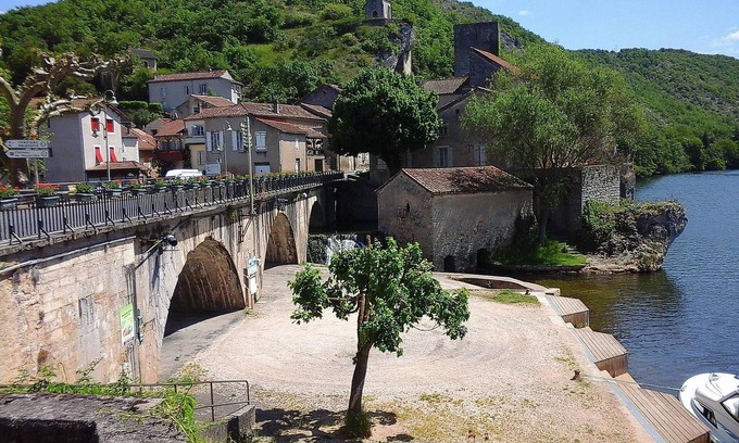 Laroque-des-Arcs Apartamento | Valle del Lot, a 5 km de Cahors