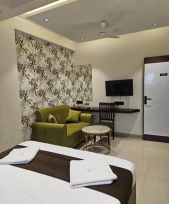 Hadapsar Hotel | Lotus - कमल Excutive Maharashtra