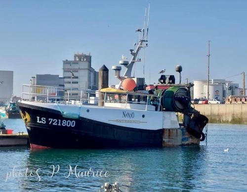 Grosbreuil Alquiler De Eote | Louez Notre Bateau Immobilisé !